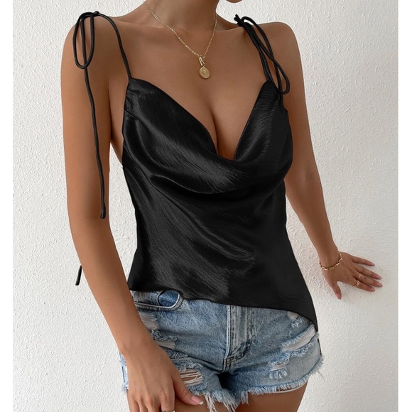 Luxe Plunging neck Sexy party Cami Top - Picture 5 of 7